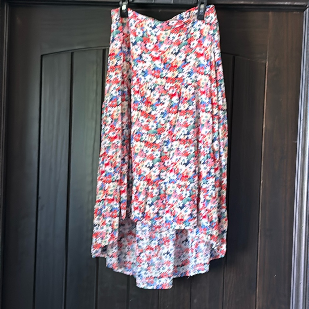 High low floral skirt